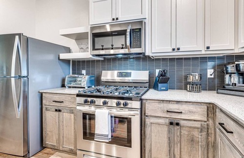 Central Oklahoma City House | City Serenity | 3BD 2BA Townhome