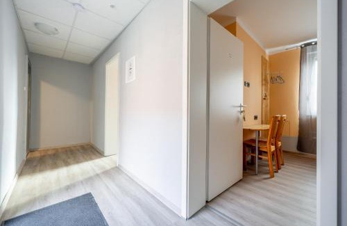 Bemerode Apartment | City Studio mit Fußbodenheizung und Pantryküche in der Nähe der Messe