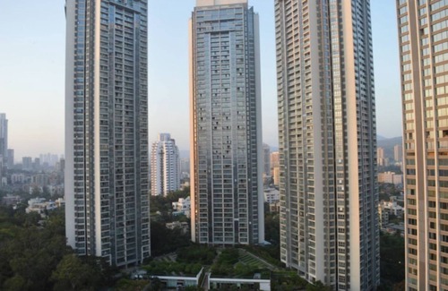 Malad East House | City View Premium in Esquire - Oberoi Garden City