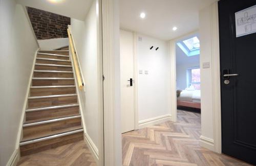 Northern Quarter House | CITYeSCAPE - 2BR Top Floor Penthouse NQ