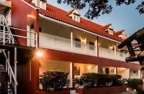 Colon Apartment | Citylife Apartments - Pool/Free Parking/in Willemstad. Apartment - D