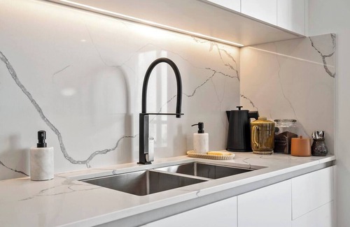 Hobart Central Business District Apartment | Cityscape at The Elliott in the Heart of Hobart