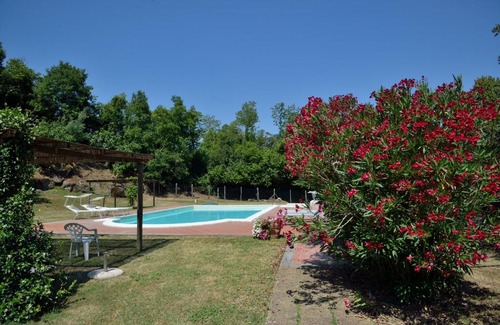 Civita di Bagnoregio Villa | Civita di Bagnoregio Villa Sleeps 14 Pool WiFi