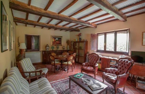 Civita di Bagnoregio Villa | Civita di Bagnoregio Villa Sleeps 6 Pool Air Con