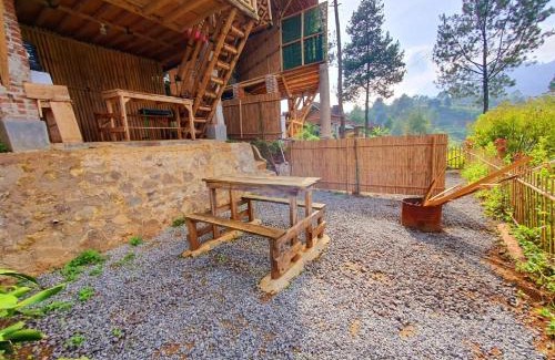 Pasirjambu Villa | Ciwidey Jungle Camp & Villa