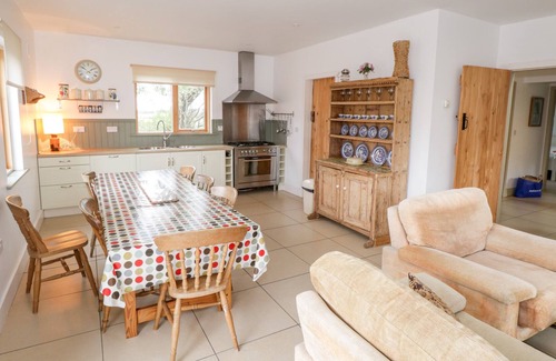 Louisburgh House | CLAGGAN, pet friendly, with open fire in Louisburgh, County Mayo
