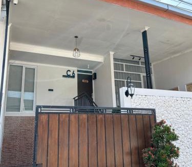 Padalarang Villa | Clamitan House