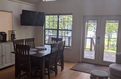 Scroggins Cabin | Clancy's Chalet: Lake Cypress Springs Cabin, Boat Slip, Huge Deck, Kayak + More