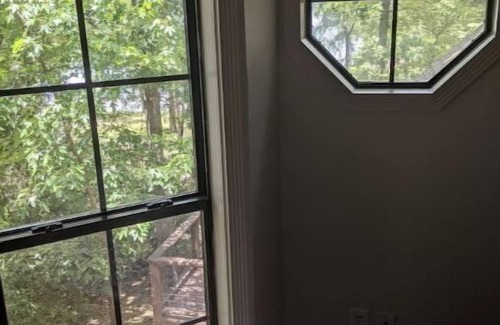 Scroggins Cabin | Clancy's Chalet: Lake Cypress Springs Cabin, Boat Slip, Huge Deck, Kayak + More