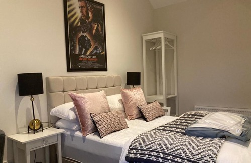 Sallins House | Clara Lodge