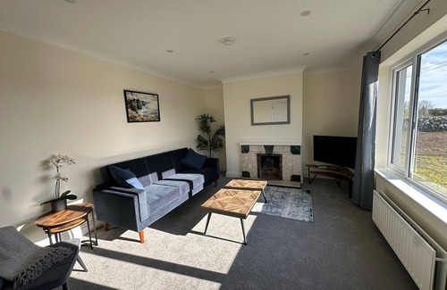Corrandulla Cottage | Claregalway Cottage Modern Sleeps 8