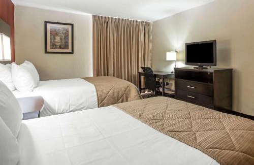 Fort Mill Hotel | Clarion Hotel Fort Mill Near Amusement Park