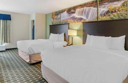 Jasper Hotel | Clarion Pointe