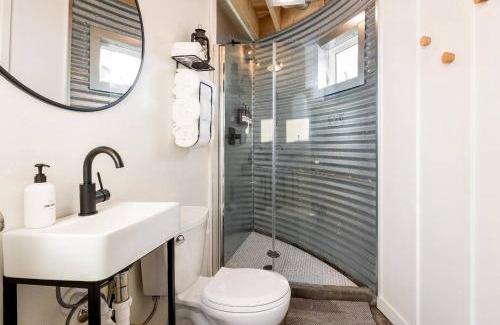 Kalispell House | Clark Farm Silos - 5 Silo Mountain View Retreat