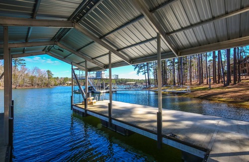 Appling Cottage | Clarks Hill, Thurmond, Lake, Waterfront, Boat Dock, Fishing, Wildwood, near ramp