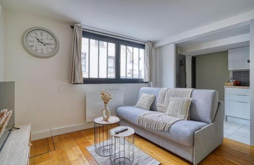 Maisons-Alfort Apartment | Clarté Bohème - 10 min Cœur Paris - Netflix