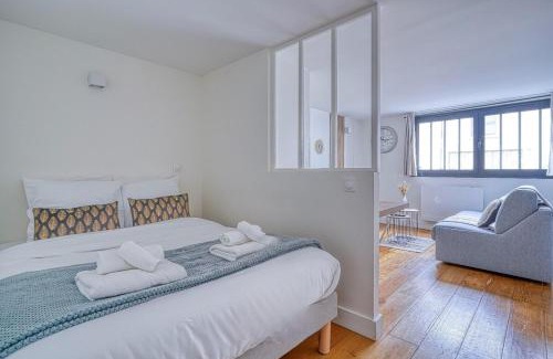 Maisons-Alfort Apartment | Clarté Bohème - 10 min Cœur Paris - Netflix