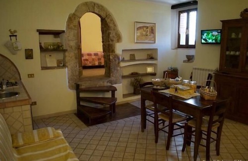 Santo Stefano di Sessanio Bed & Breakfast | Classic Apartment (3 persons) Residence La Torre