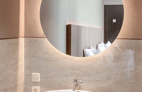 Dinoyo House | Class Premium Guest House