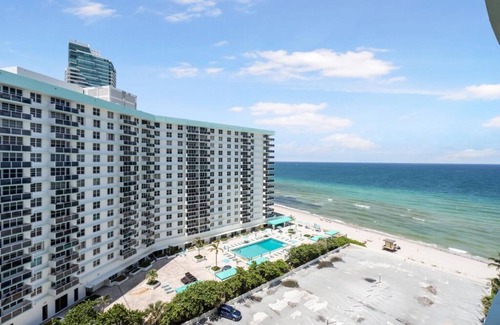 Hollywood South Central Beach Condo | Classic 1BR at The Tides Steps to Sand Great Amenities