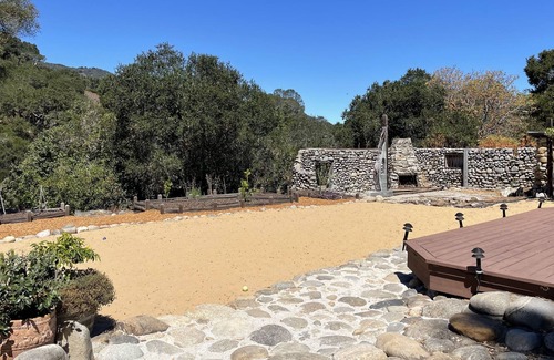 Carmel Valley House | Classic adobe home comfortably nestled in the heart of Carmel Valley