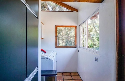 Carmel Valley House | Classic adobe home comfortably nestled in the heart of Carmel Valley