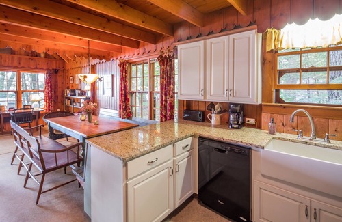 Rome Cabin | Classic and adorable Maine camp on North Pond in the Belgrade Lakes