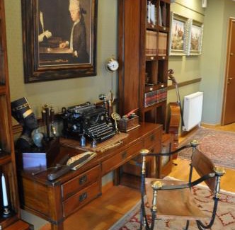 Kastoria Apartment | Classic Apartment With Beautiful View