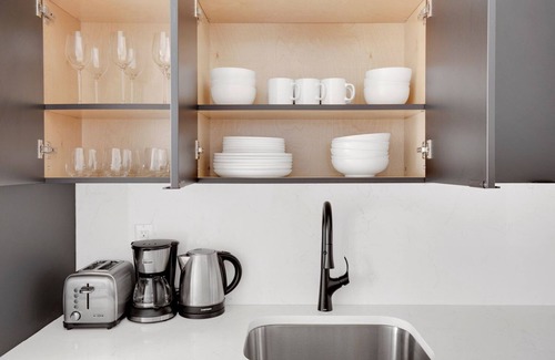 Boerum Hill Apartment | Classic Cobble Hill 1BR w/in-unit W/D, near Trader Joe's, by Blueground