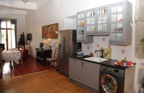 Limoux Apartment | Classic France Double:AC, BBQ, fresh&clean, garden