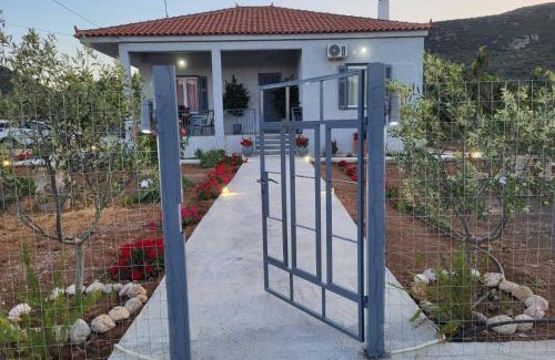 Lefkakia House | Classic Guesthouse Nafplion