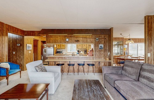 Cape Meares House | Classic home with partial ocean views & horseshoe pit - close to beach