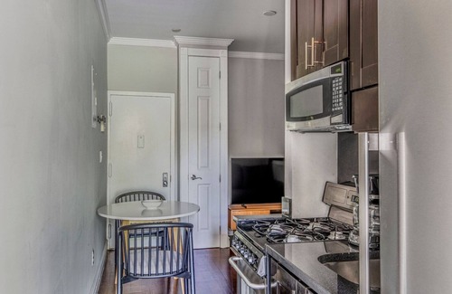 Nolita Apartment | Classic Nolita 1BR w/W/D, near Groceries & Shopping, by Blueground