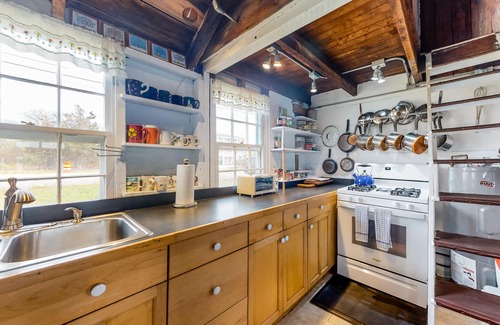 East Chop House | Classic Oak Bluffs Beach House | Excellent Harbor Views | Near Shops & Dining