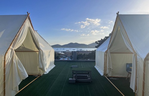 Coron Town Proper Hotel | Classic Queen Room in Coron with Breakfast and Pool
