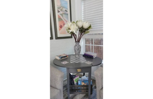 Winchester House | Classic Updated 3 BR brick home w/ bright sunroom