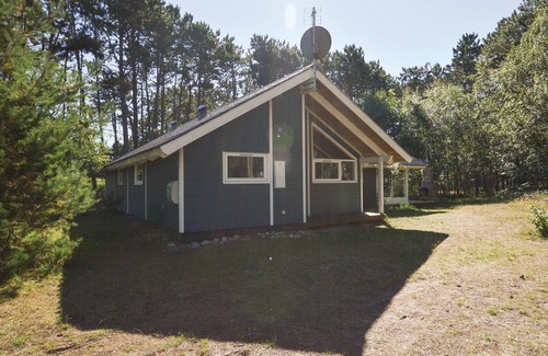 Sjllands Odde House | Classic vacation home on nature plot only a few hundred meters from the sea.