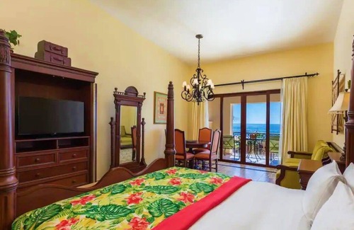 Los Cabos Apartment | Classy 2BR Family Suite @Cabo +24/7 Concierge Club