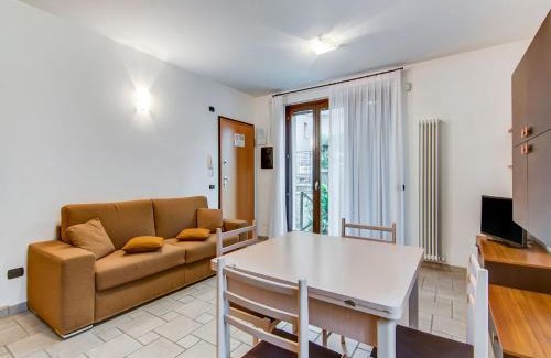 Cupramontana Apartment | Classy Apartment in Cupramontana with Swimming Pool