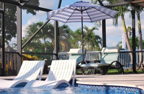 Tropic Palms House | Classy N' Cozy Delray home! Pool with water view