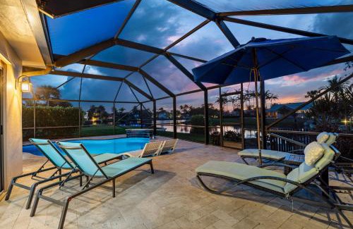 Tropic Palms House | Classy N' Cozy Delray home! Pool with water view