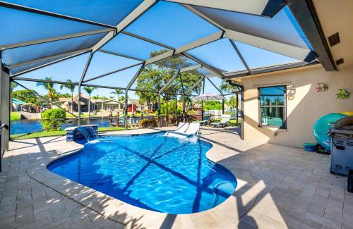 Tropic Palms House | Classy N' Cozy Delray home! Pool with water view