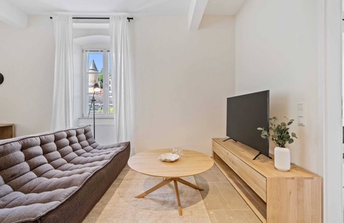 Gronn Apartment | Clausen Hideaway Modern Accommodation