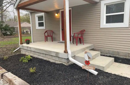 Lawrence House | Clean, adorable, remodeled, simple! No kids. ID is required.