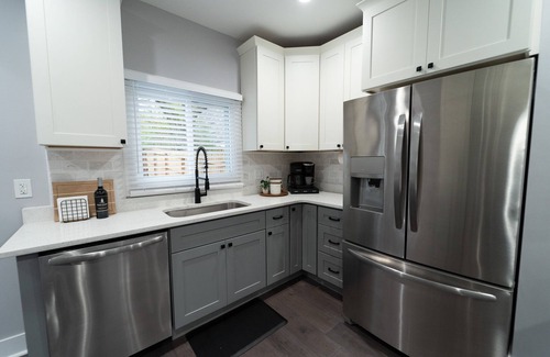 Pittsburgh House | Clean and comfortable 3BR home in the South Side neighborhood