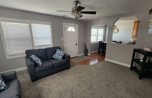 Hays House | Clean and Convenient 4Bd 2Ba house - central to all of Hays