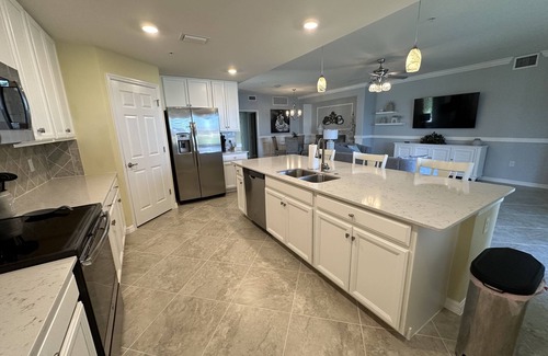 Gran Paradiso Condo | Clean and fresh, newer condo in a resort style community