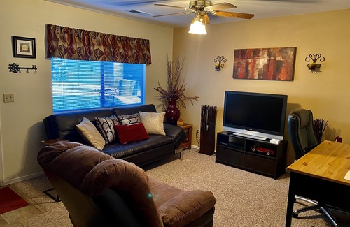 Phoenix Lake-Cedar Ridge Cottage | Clean and peaceful cottage in Sonora near Phoenix Lake Golf Grove