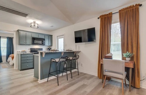 Lewisburg Condo | Clean and Stylishly Decorated