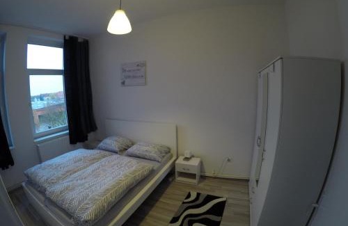 Vahrenwald Apartment | Clean & Central 2 Room Apartment 50m²